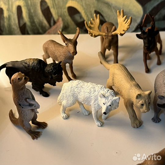 Фигурки safari ltd