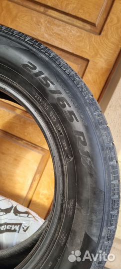 Pirelli Ice Zero FR SUV 215/65 R17