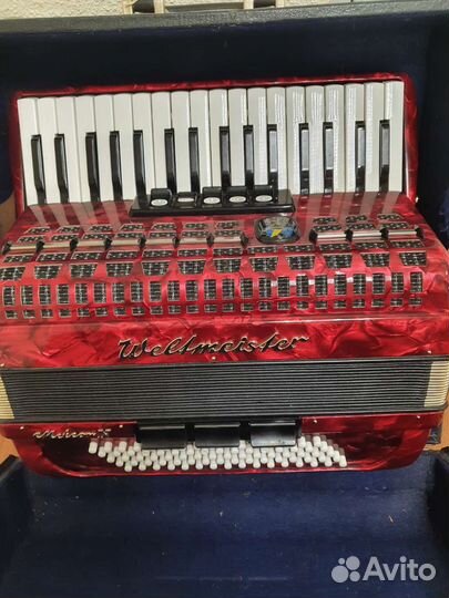 Аккордеон облегчённый Weltmeister Meteor N