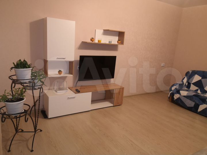 2-к. квартира, 47 м², 1/2 эт.