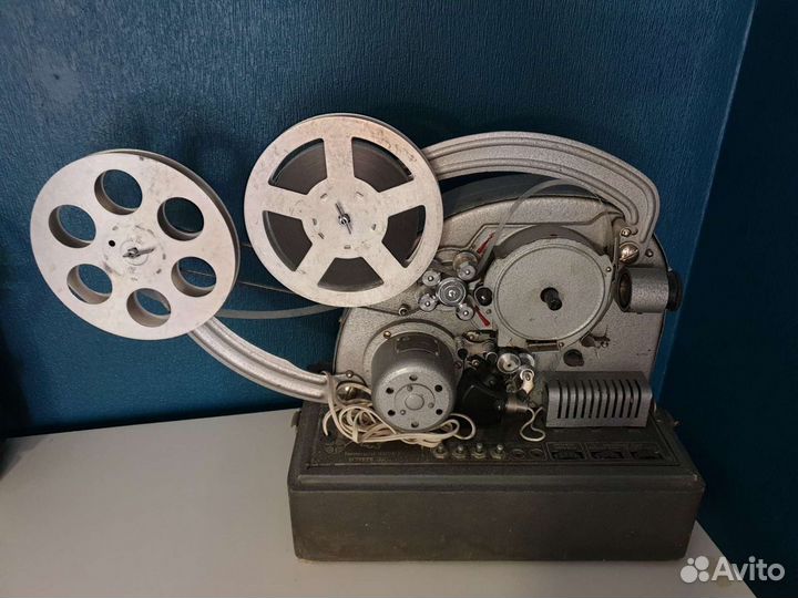 Рабочий кинопроектор СССР 