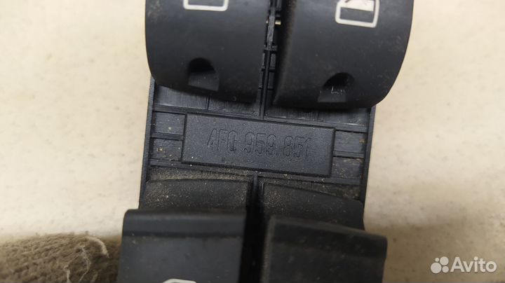 Блок управления стеклоподъемниками A6 C6,4F 2005-2