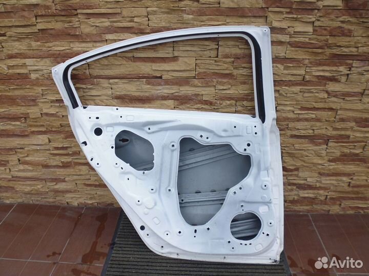 Мазда 6 дверь седан задняя левая с 2012