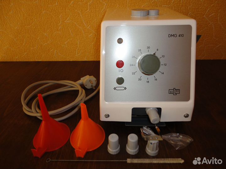 Стоматологич. смесительно-дозировоч. прибор DMG410