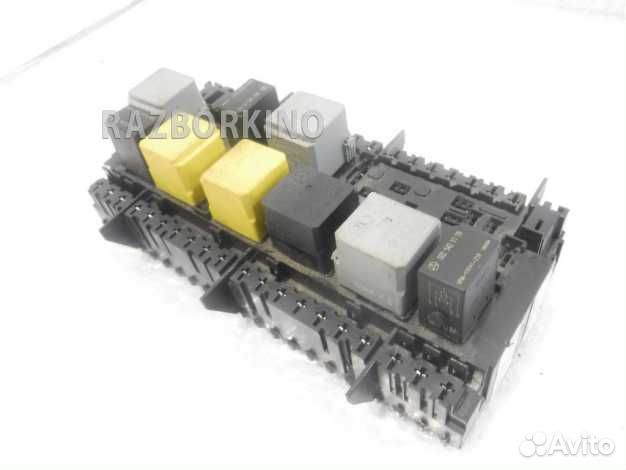 Блок предохранителей