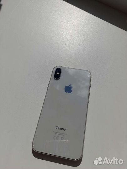 iPhone X, 64 ГБ