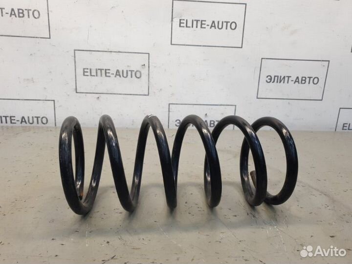 Пружина задняя левая Lexus Rx 4 450H 3.5 2021