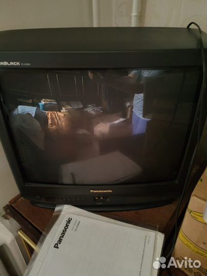 Телевизор Samsung c ЭЛТ