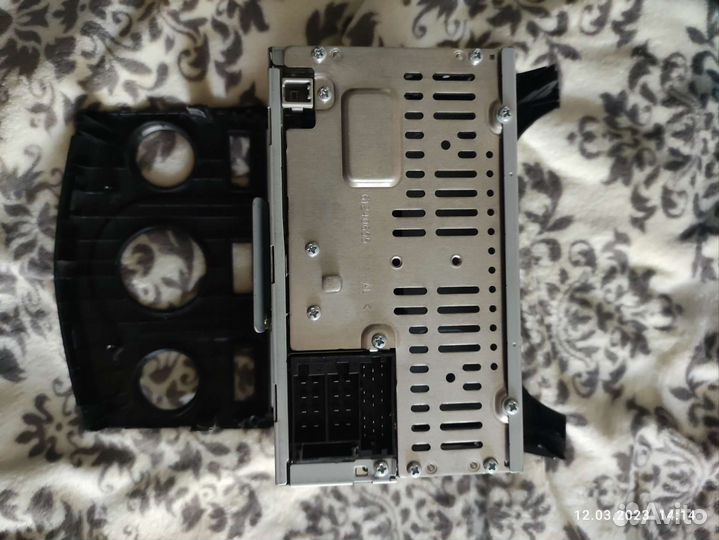 Штатная магнитола на KIA Cerato 2