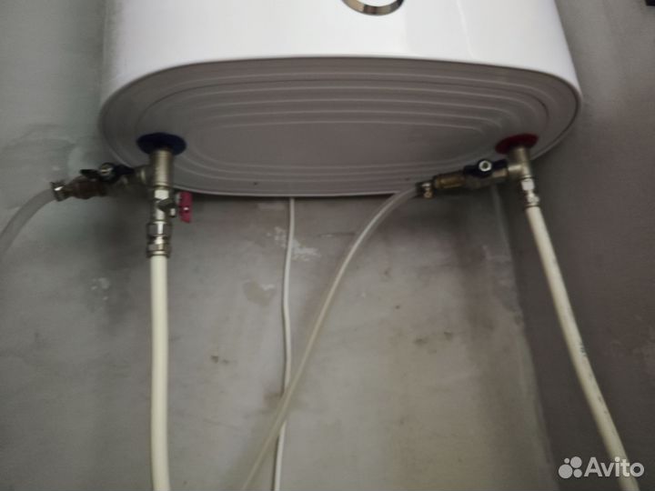 Бойлер водонагреватель Electrolux бу как новый