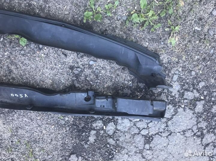 Infiniti g25 g35 g37 накладка крыла вставка