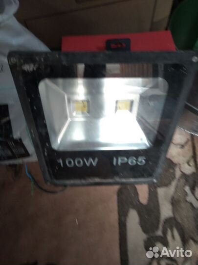 Светодиодный прожектор