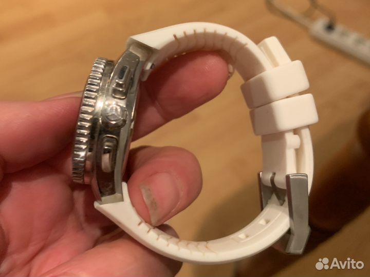 Часы наручные