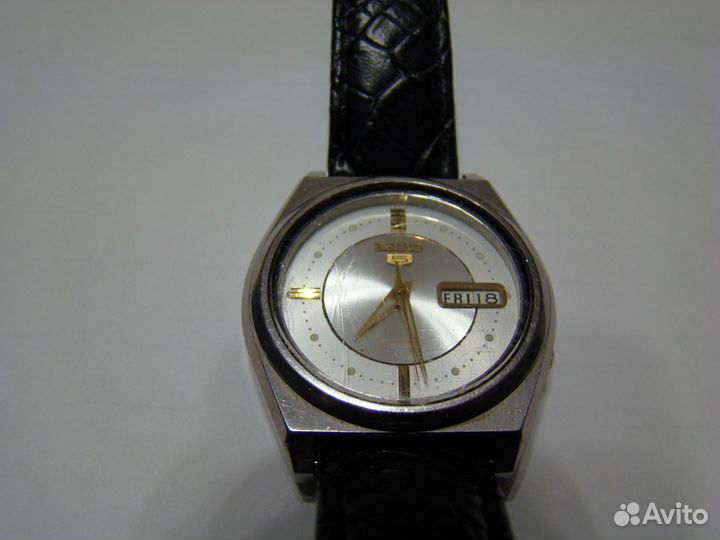 Продам часы Seiko 5