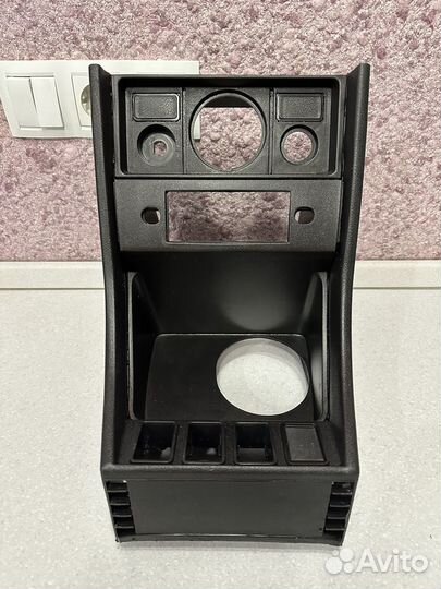 Центральная консоль (борода) ваз 2107