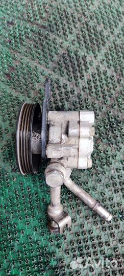 Насос Гур Nissan Pathfinder 2.5 DCI