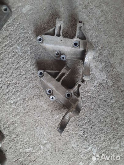 Кронштейн гур ваз 2110.2111.2112