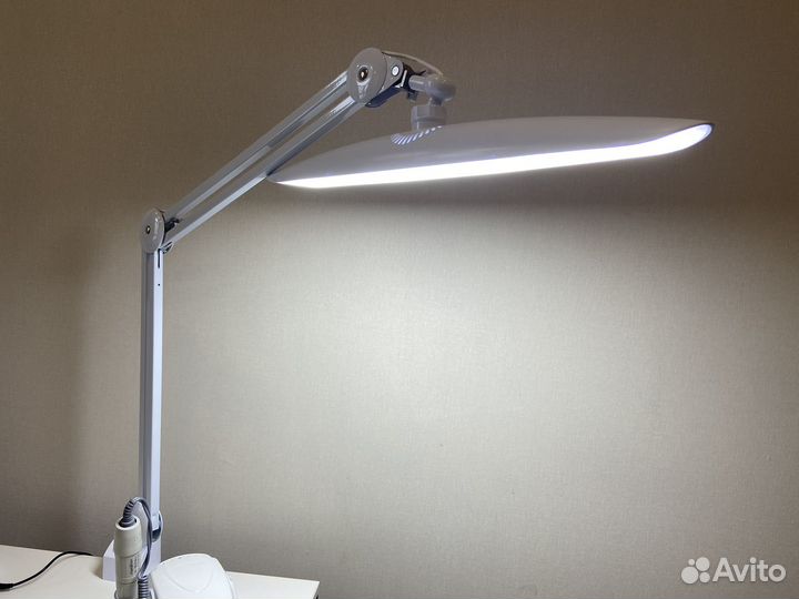 Бестеневая лампа