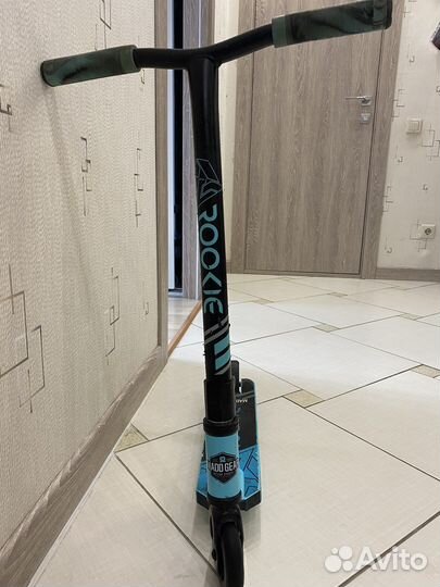 Трюковой самокат Madd Gear