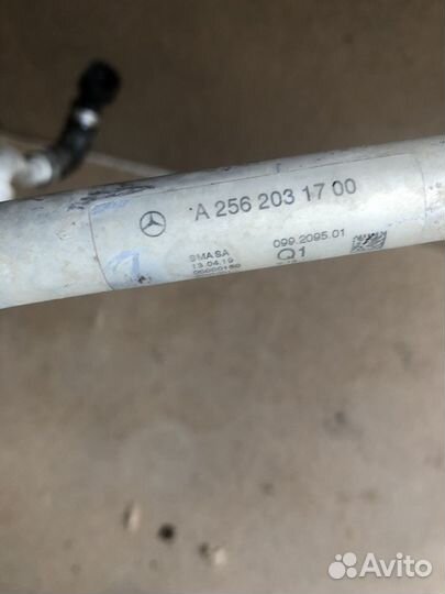 Трубка охлаждения Mercedes M256