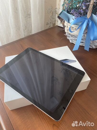 Планшет apple iPad air