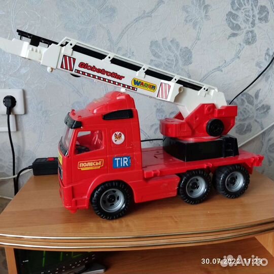 Автомобили 