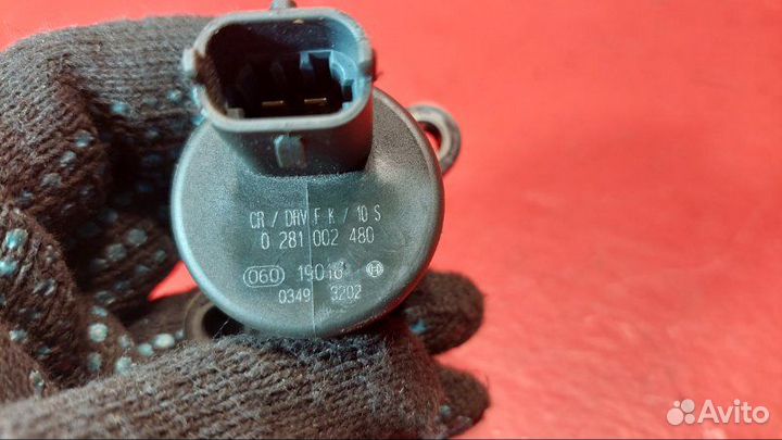 Регулятор давления топлива Land Rover Freelander 1