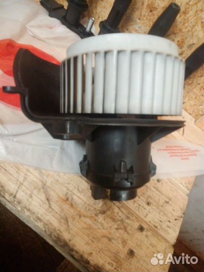 Моторчик печки Опель Астра G Зафира А оригинал