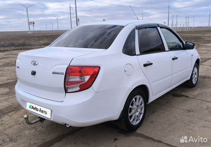 LADA Granta 1.6 AT, 2015, 140 000 км