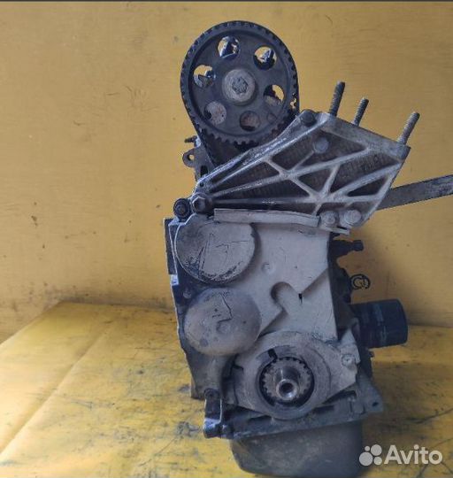 Двигатель Peugeot 806 1.8 LFZ