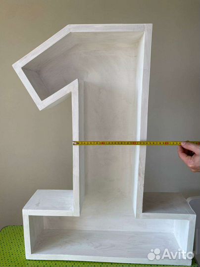 Цифра 1 на годик из дерева