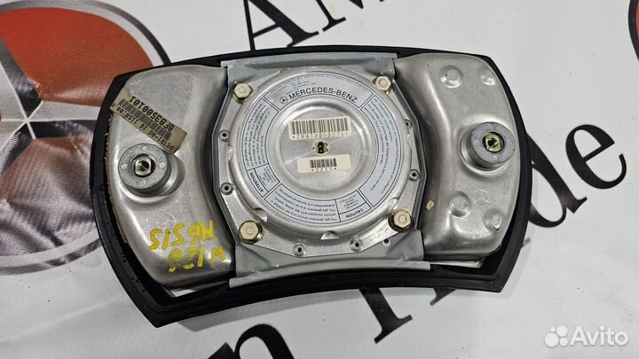 Подушка безопасности руля на Mercedes-Benz W126