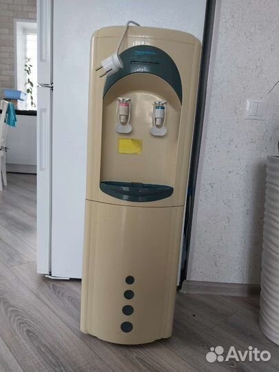 Кулер для воды