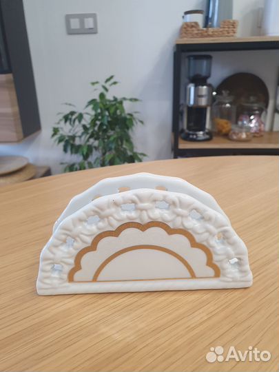 Салфетница новая в коробке