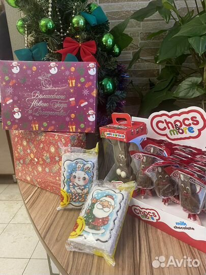 Новогодний подарок сладкий