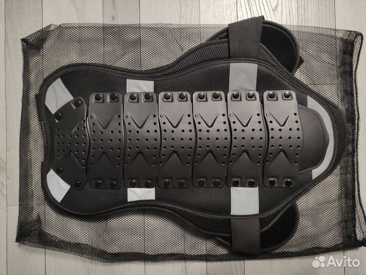 Защита для сноуборда