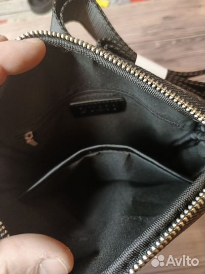 Сумка через плечо guess