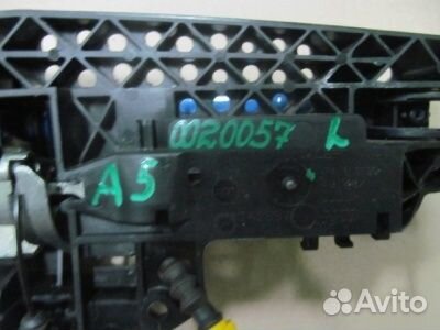 Ручка двери наружная Audi A1