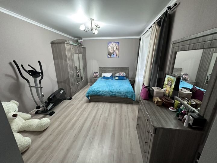 Дом 82 м² на участке 8 сот.