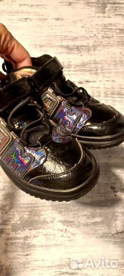 Ботинки утепленные