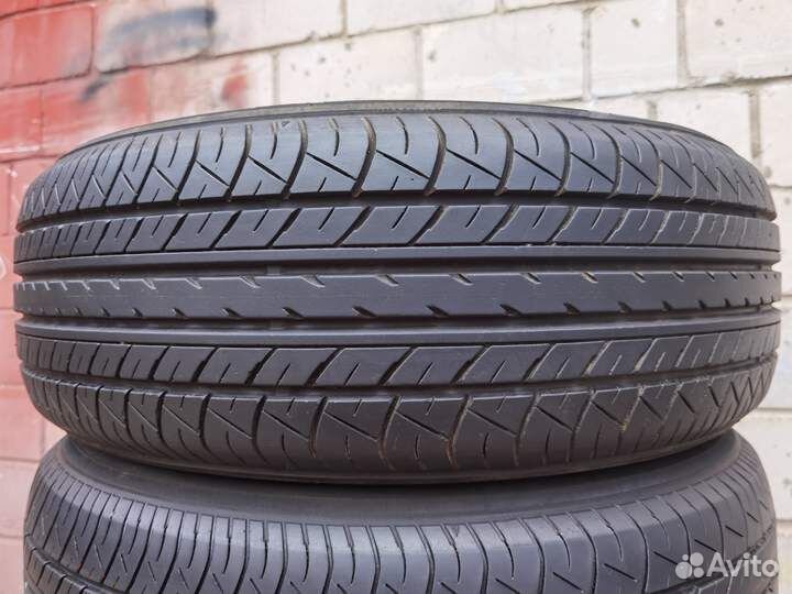 Yokohama dB Decibel E70 215/60 R16 95V