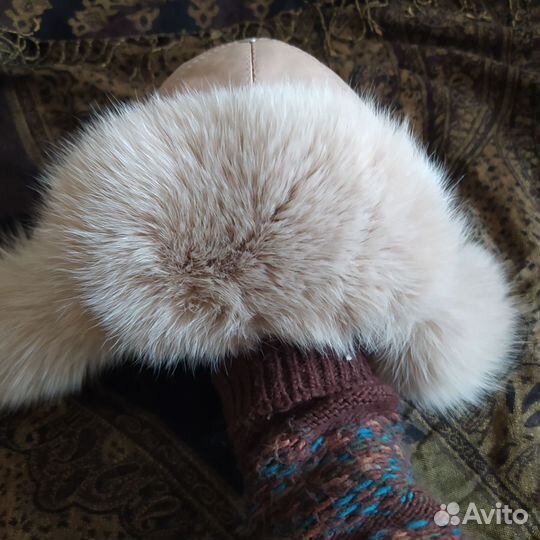 Меховая шапка-ушанка