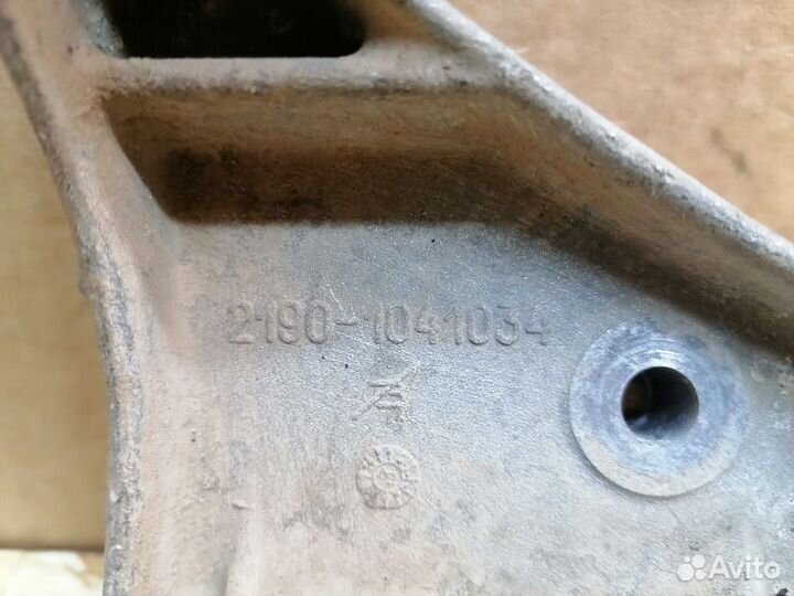 Кронштейн генератора LADA Granta/Kakina/Datsun