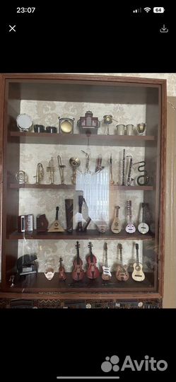 Музыкальные инструменты коллекция