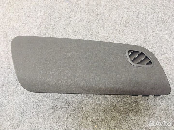 Накладка в торпедо Volkswagen Polo