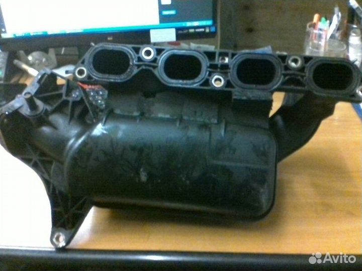 Коллектор впускной Toyota Avensis 2 хэтчбек 1ZZ