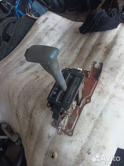 Селектор АКПП Mitsubishi Pajero 2 6G72 1995