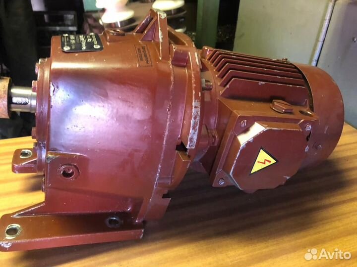 Понижающий редуктор