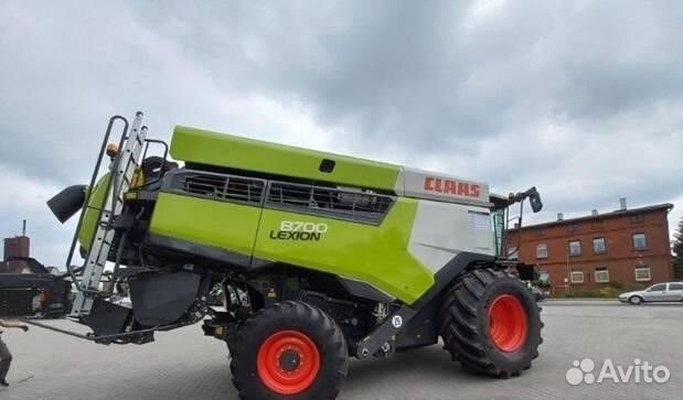 Комбайн Claas Lexion, 2021