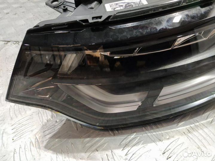 Фара левая Land Rover Discovery 5 2.0D L462